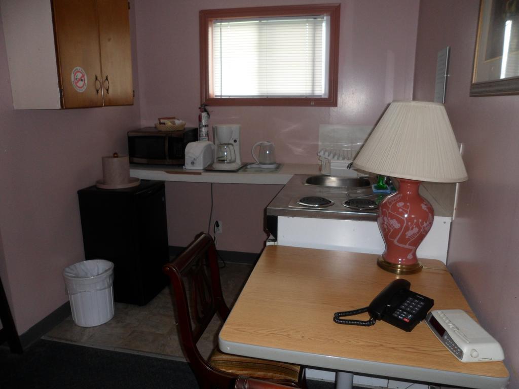 The Silver Birch Motel Goderich Esterno foto