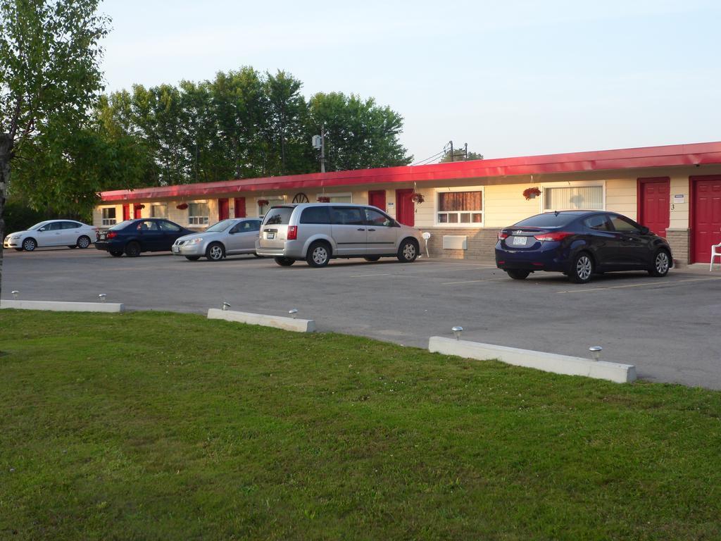 The Silver Birch Motel Goderich Esterno foto