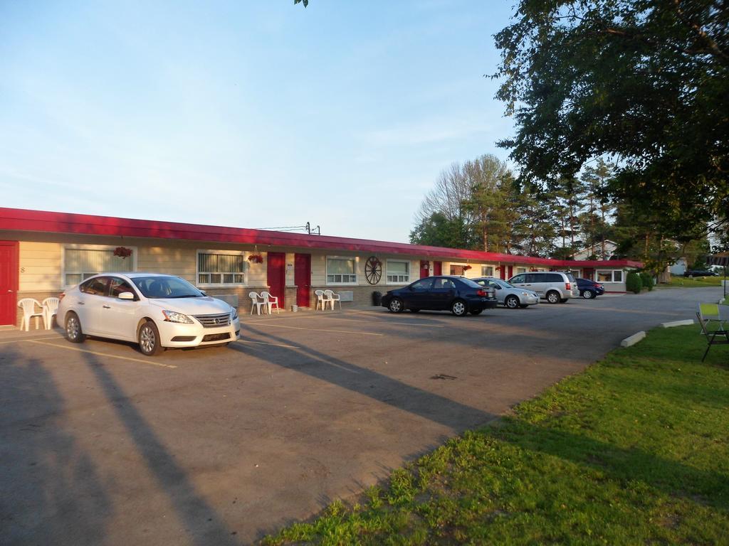 The Silver Birch Motel Goderich Esterno foto