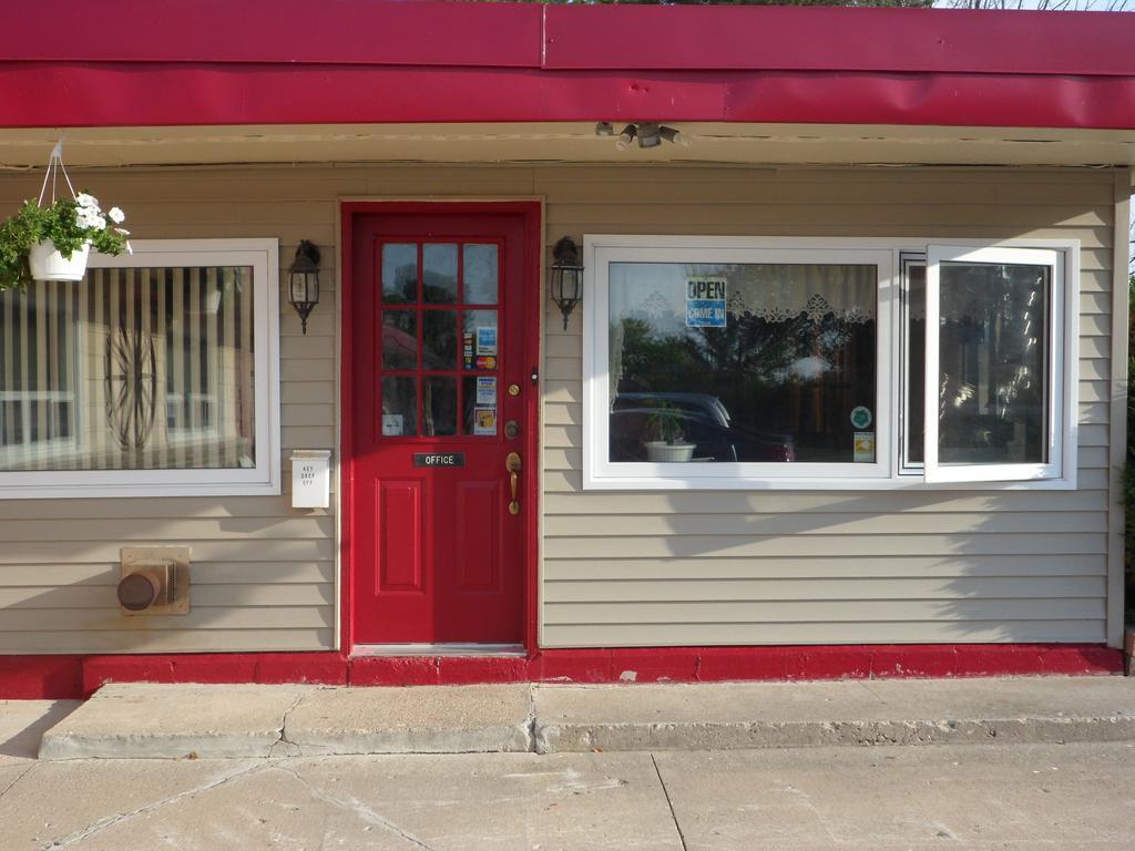 The Silver Birch Motel Goderich Esterno foto