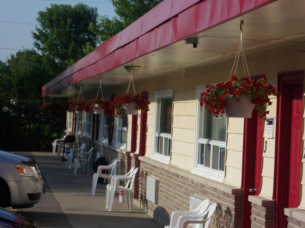 The Silver Birch Motel Goderich Esterno foto