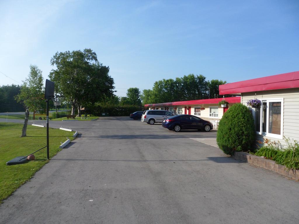 The Silver Birch Motel Goderich Esterno foto