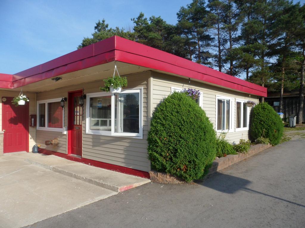 The Silver Birch Motel Goderich Esterno foto