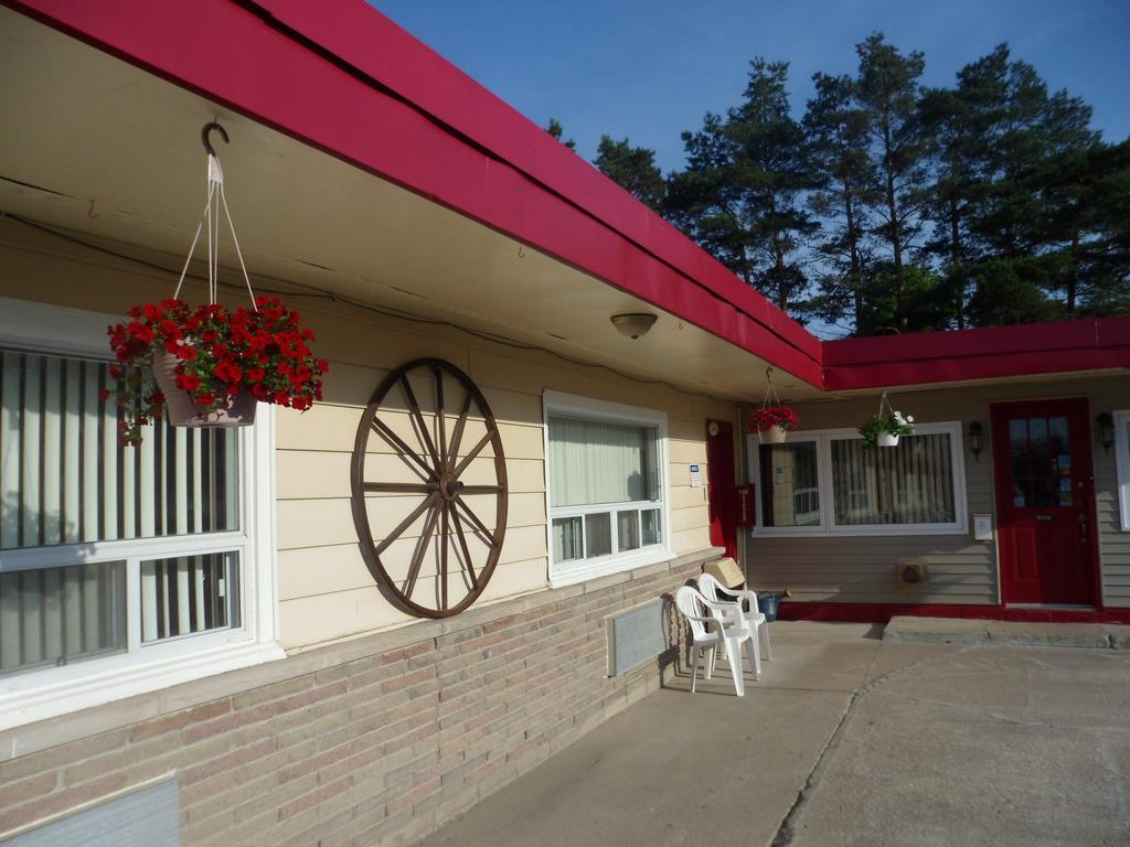 The Silver Birch Motel Goderich Esterno foto