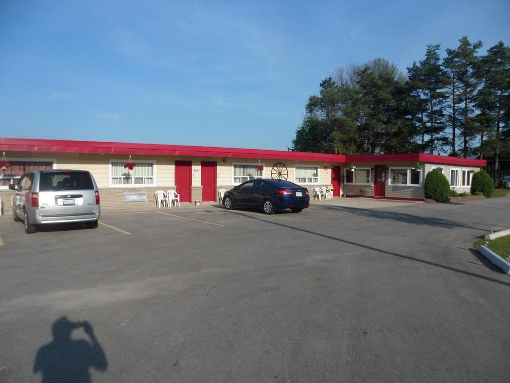 The Silver Birch Motel Goderich Esterno foto