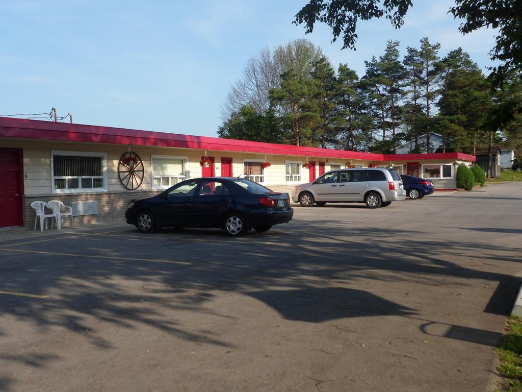 The Silver Birch Motel Goderich Esterno foto