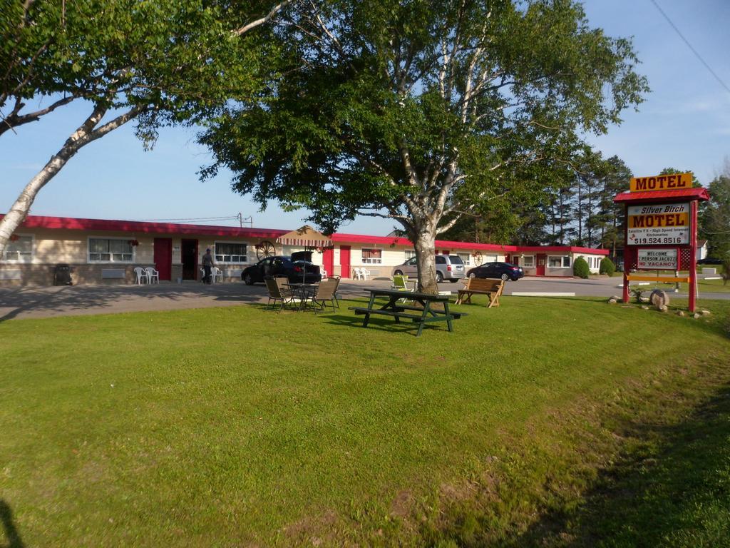 The Silver Birch Motel Goderich Esterno foto