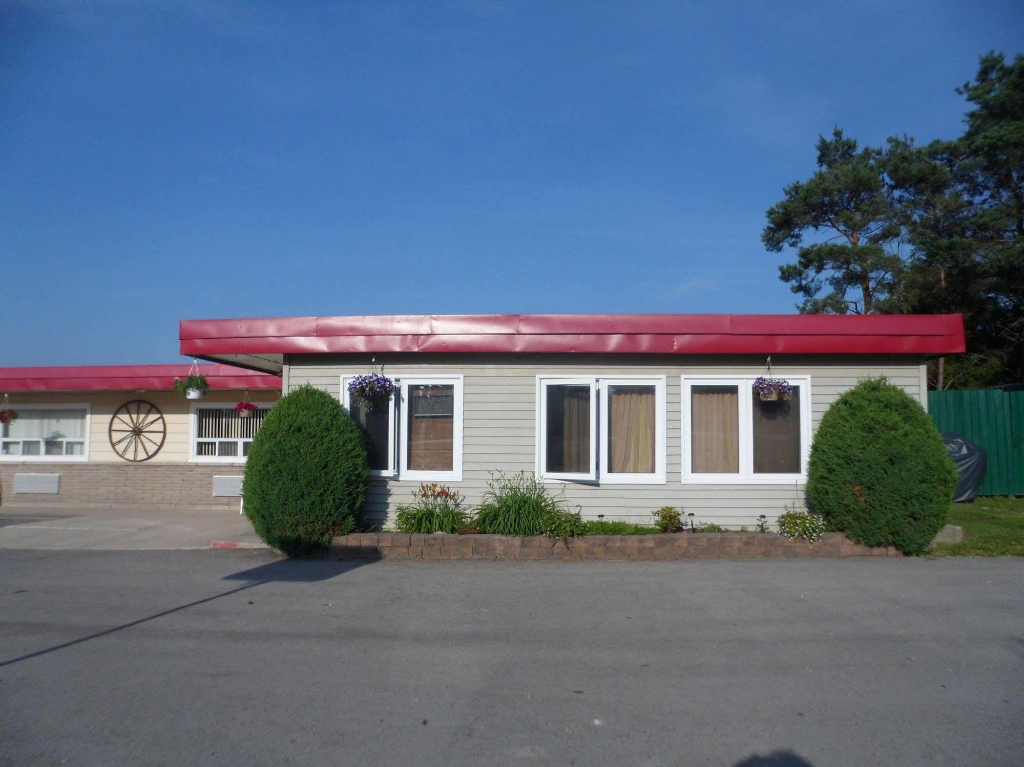 The Silver Birch Motel Goderich Esterno foto